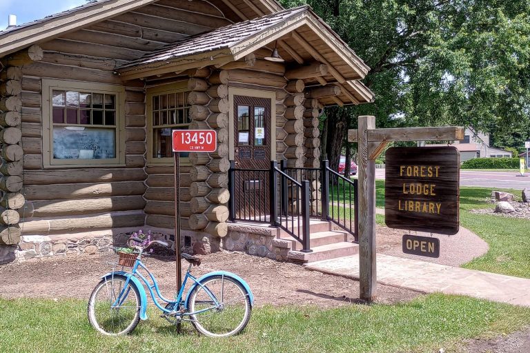 Forest Lodge Library
